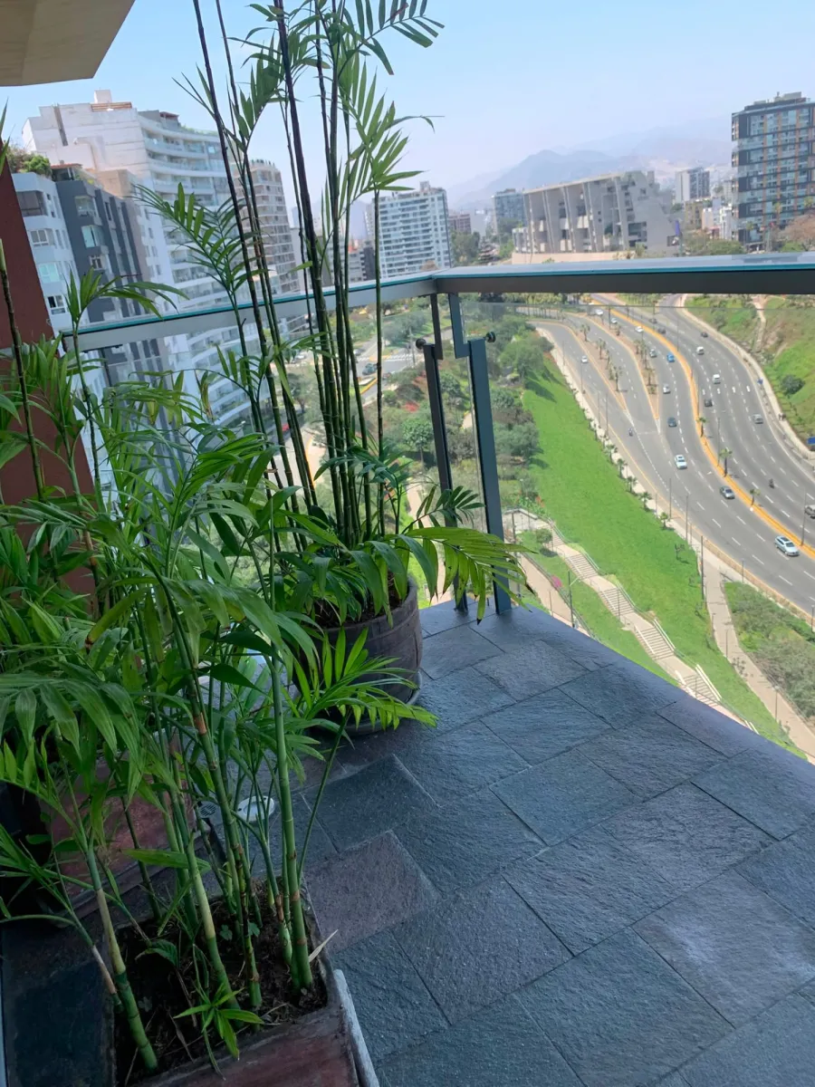 En el malecón espectacular departamento amoblado - foto 1