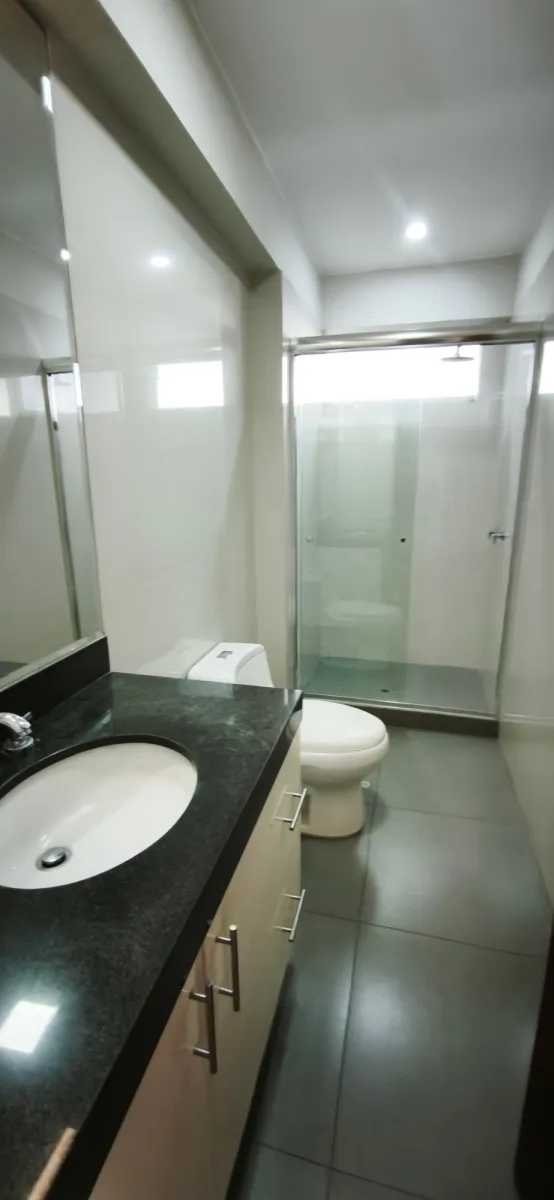 Exclusivo departamento de 160m² en alquiler con doble balcón, 03 dormitorios con baño propio; ubicación inmejorable - foto 13