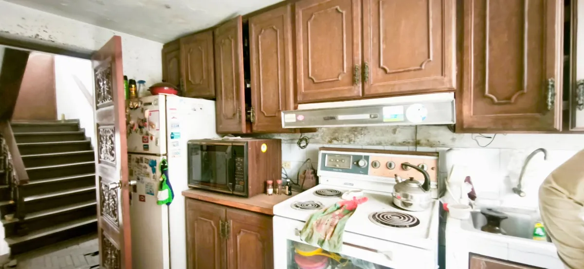 Casa en alquiler para uso comercial, consultorios, negocios, notarías, restaurantes y afines, excelente ubicación. - foto 12